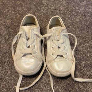 White metallic girls converse